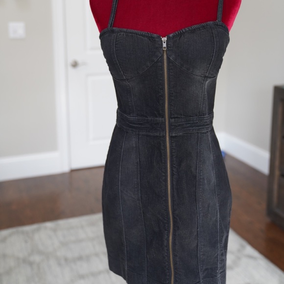 Jessica Simpson black jean dress gold zipper front